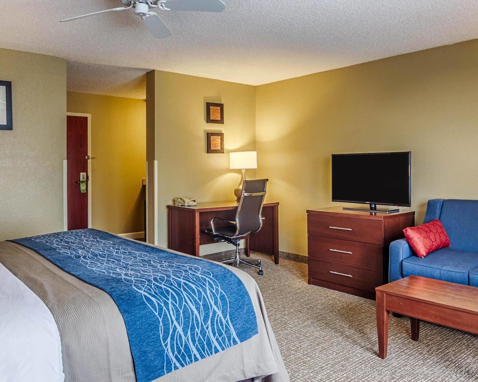 Comfort Inn&Suites Grafton-Cedarburg Eksteriør bilde